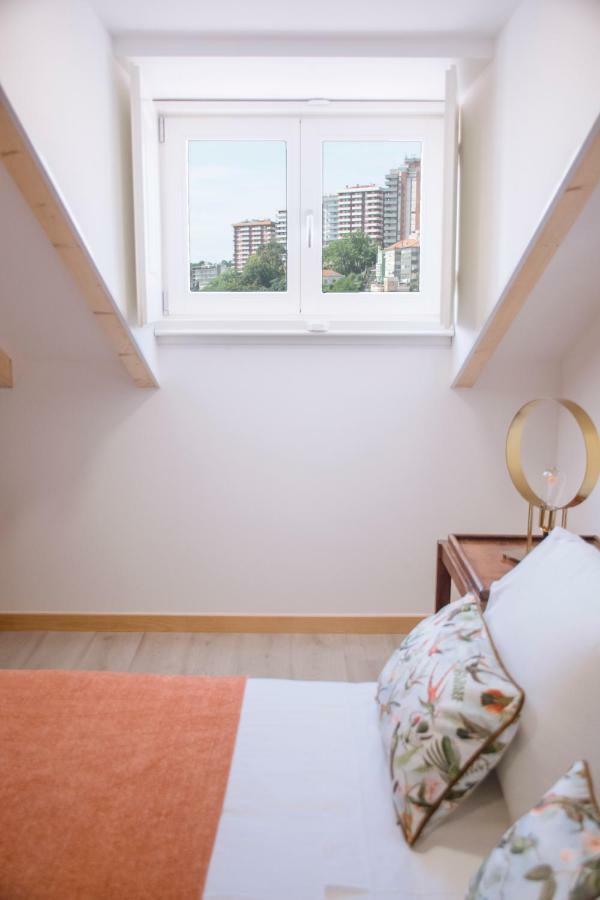 Living Coimbra Corpo De Deus Apartment ภายนอก รูปภาพ